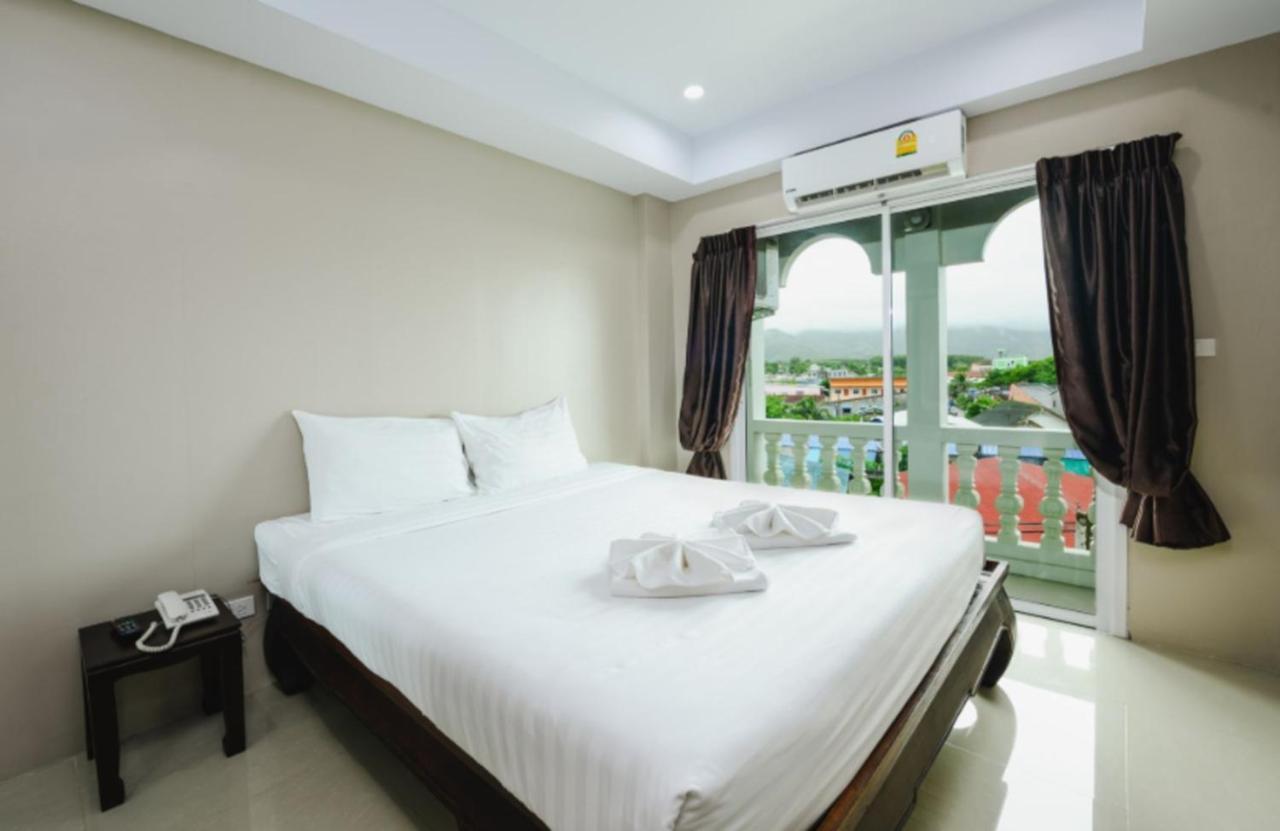 Tyler Cherngtalay Ban Pak Lak Exterior foto